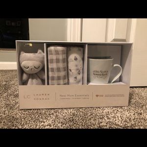 Lauren Conrad “New Mom Essentials”